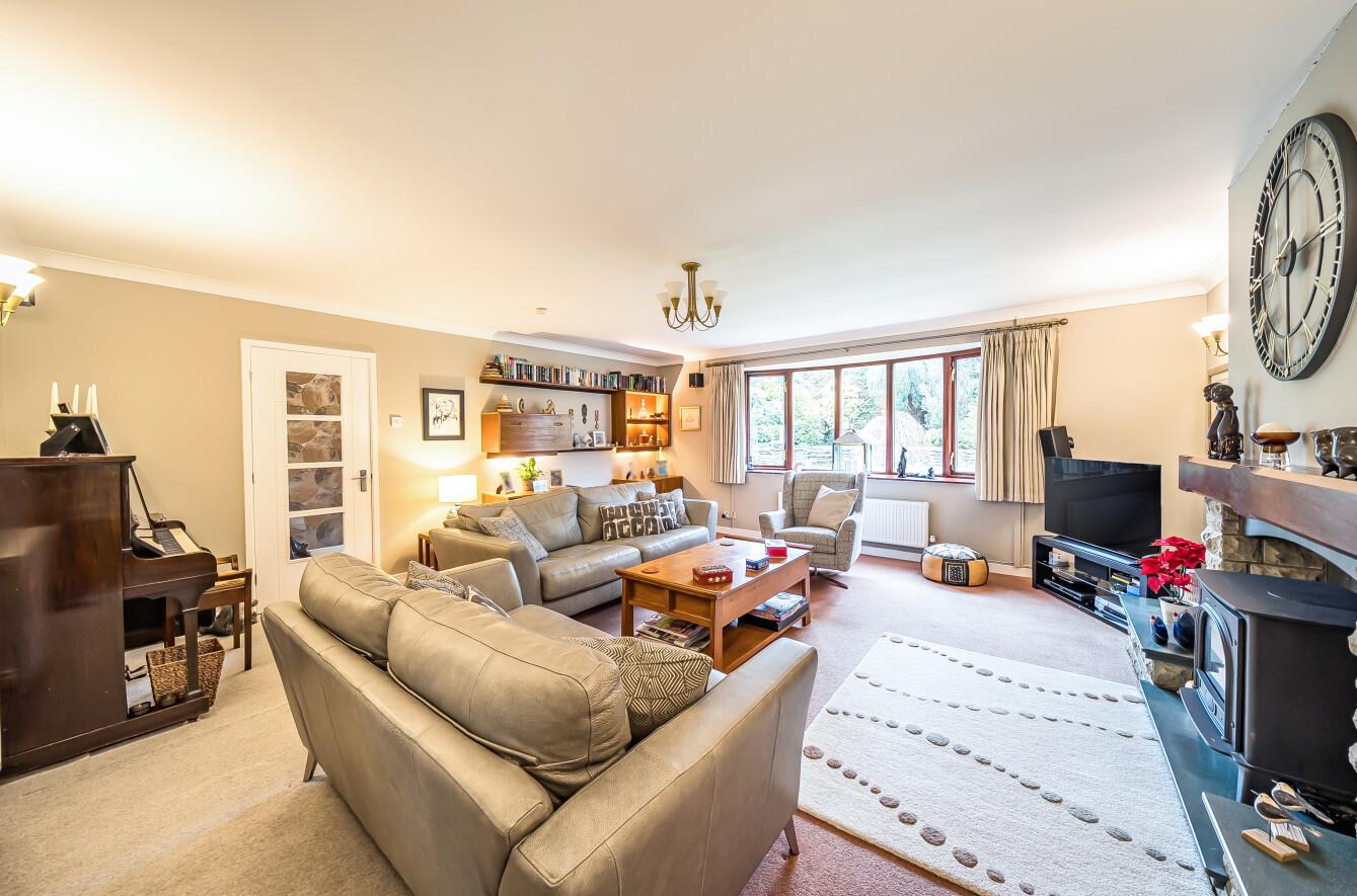 Voylart Close, Dunvant, Swansea, SA2 7TZ